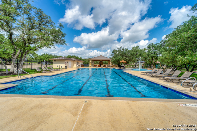 Undefined Property Photo 10