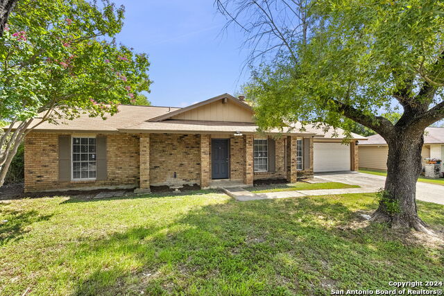 6738 Stone Lake Property Photo 1