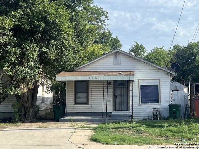 816 Culebra Rd Property Photo 1