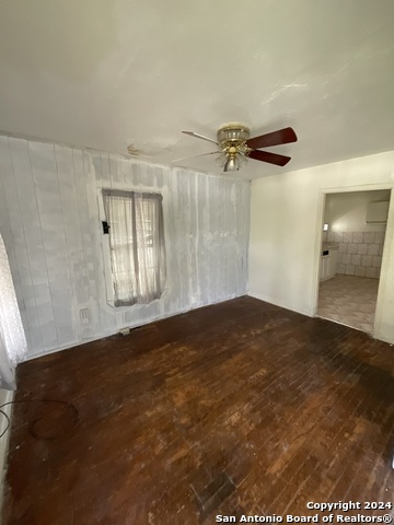 816 Culebra Rd Property Photo 2