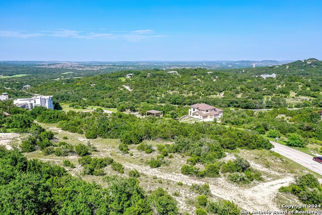 23811 Carina Canyon Property Photo 4