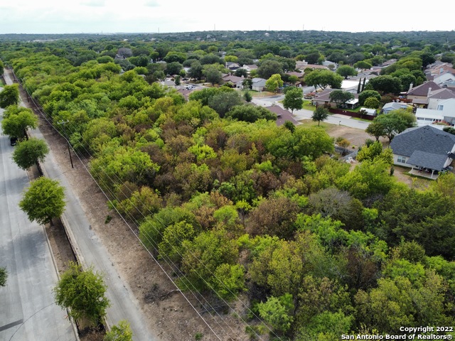 7915 Krueger Moore Property Photo 1
