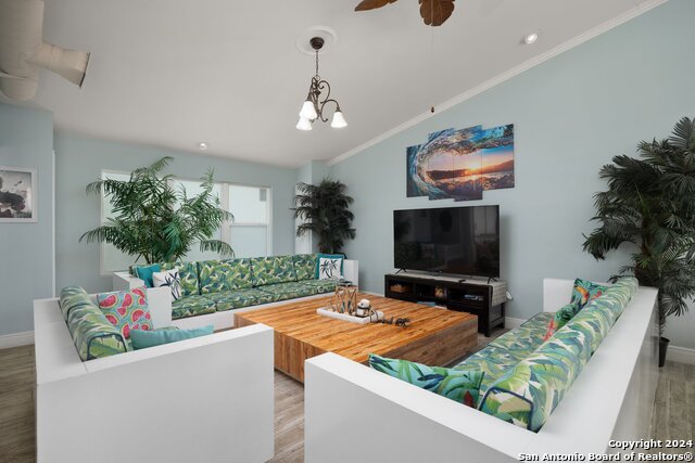 5805 Gulf Blvd Property Photo 6