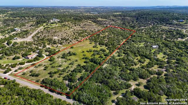 1215 Montell Rd Property Photo 3