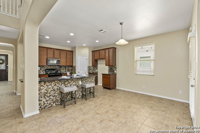 10413 Macarthur Way Property Photo 19