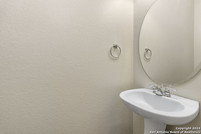 10413 Macarthur Way Property Photo 35