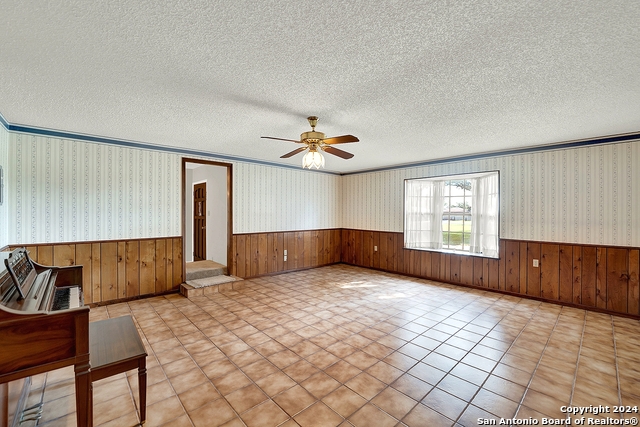 603 N Rachel St Property Photo 8