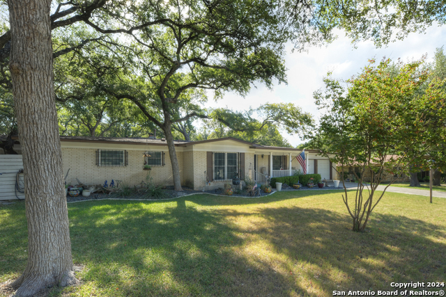 318 Kimberly Dr Property Photo 1