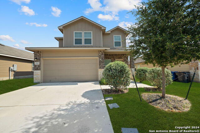 3727 Prairie Pond Property Photo 1