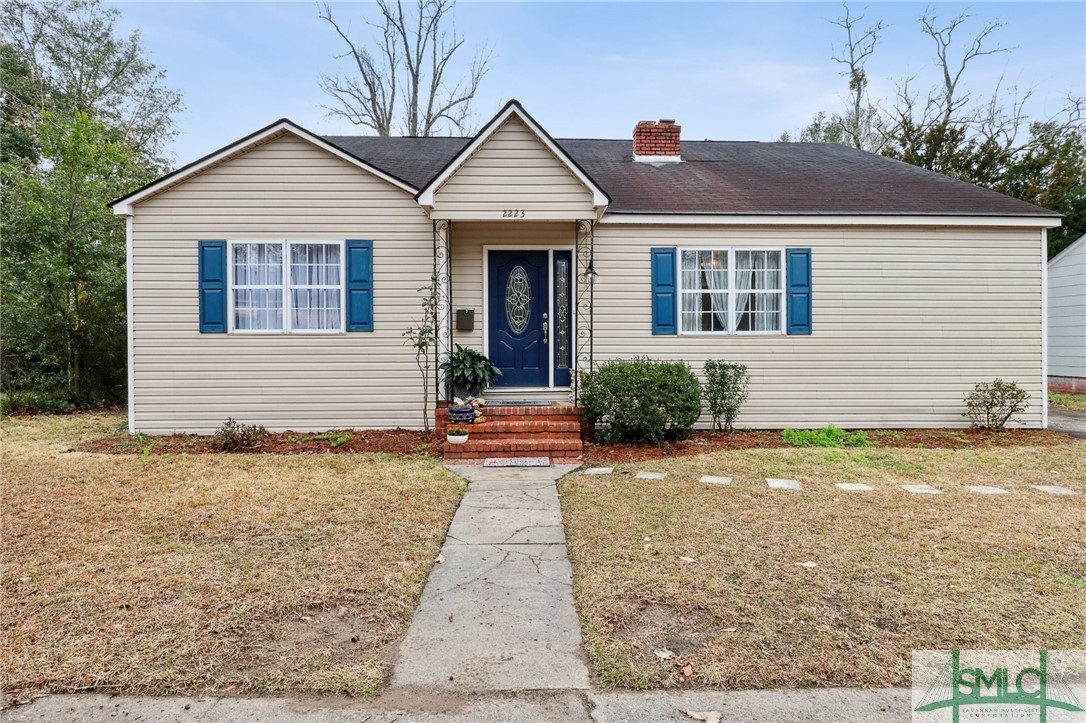 2223 E 40th Street Property Photo 1