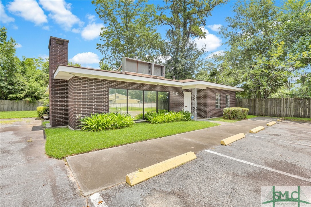5142 Augusta Road Property Photo 1