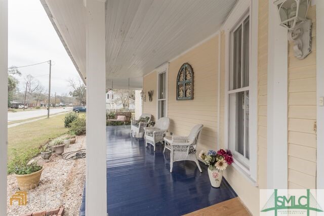 610 W Liberty Street Property Photo 5