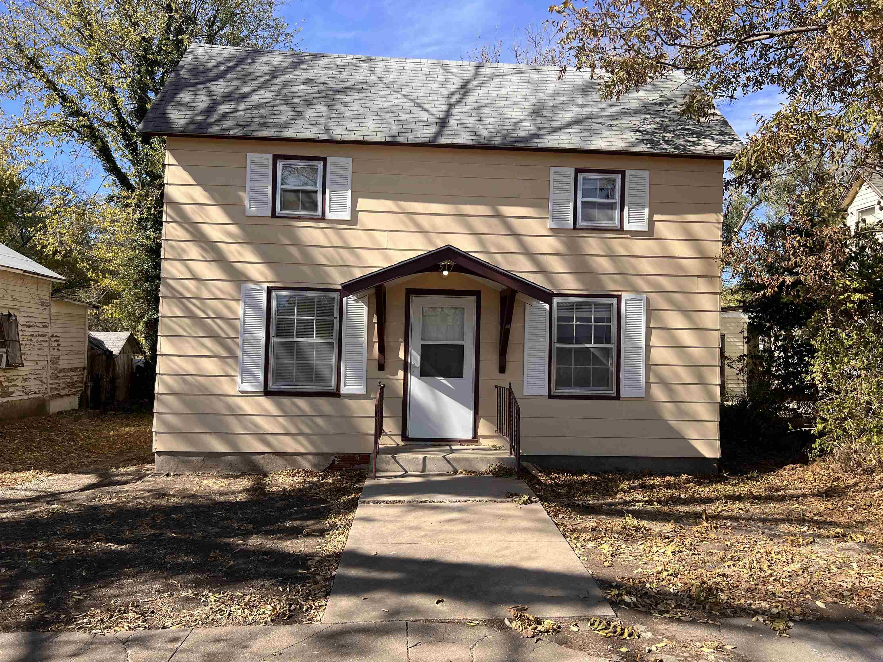 517 N Mulberry St Property Photo