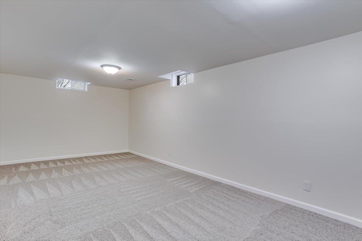 6460 N Hydraulic Property Photo 16