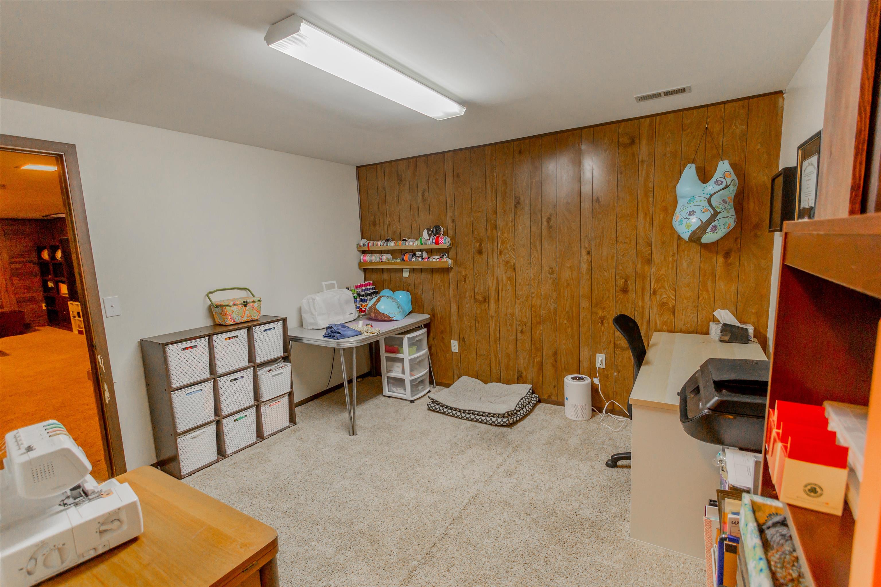 600 E Hemphill Property Photo 29