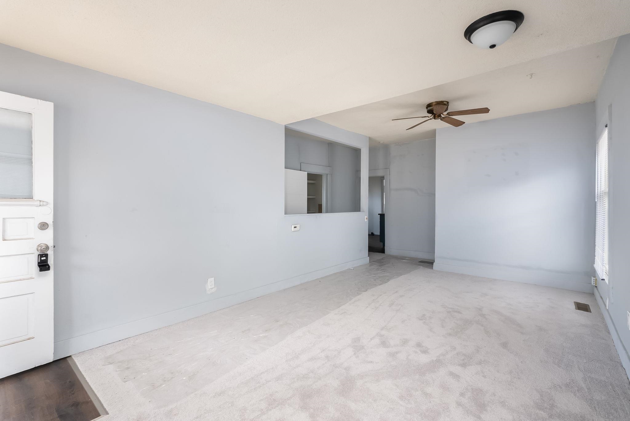 524 W Shirk St Property Photo 6