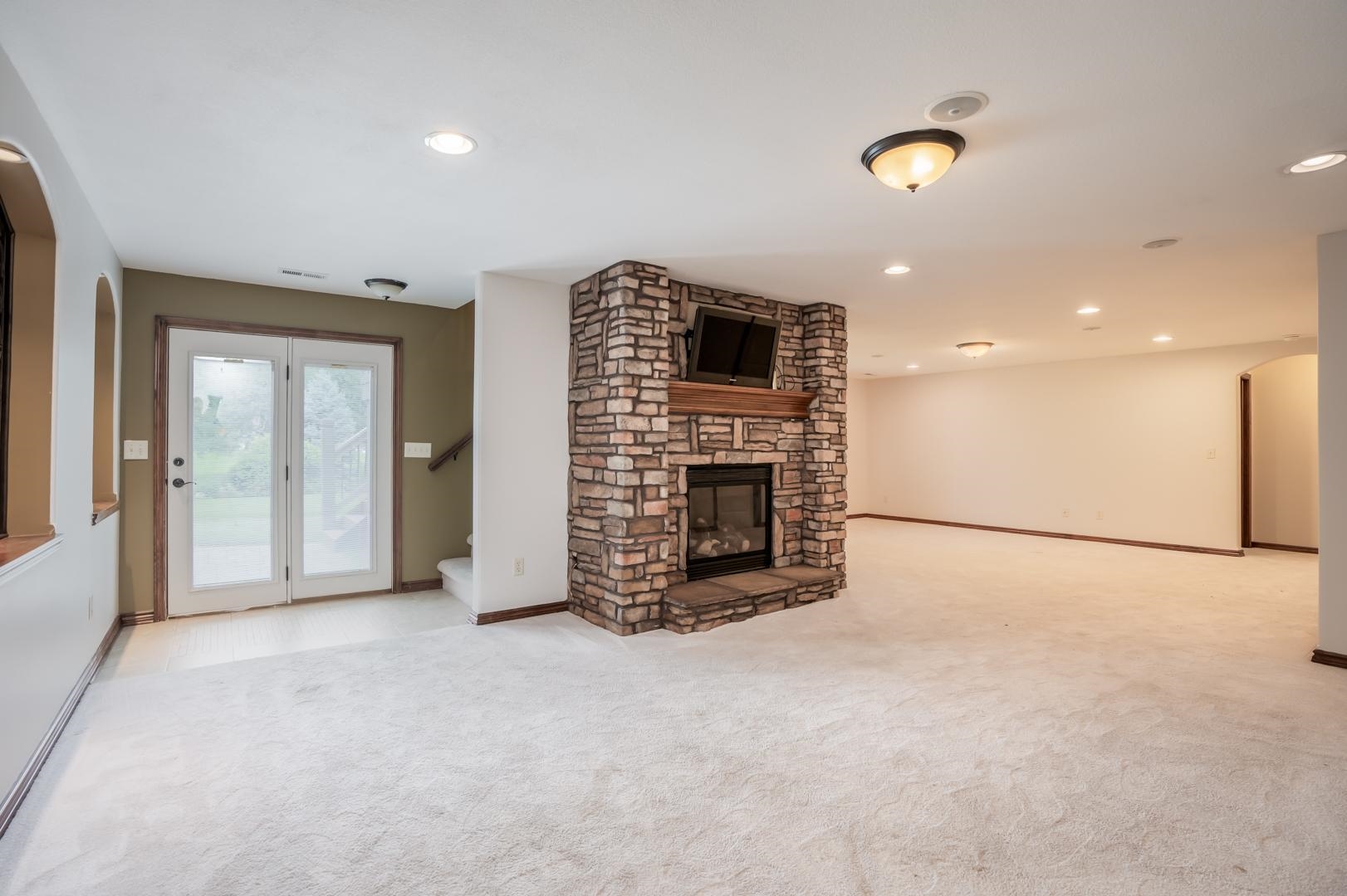 2413 N Fairway Ln Property Photo 19