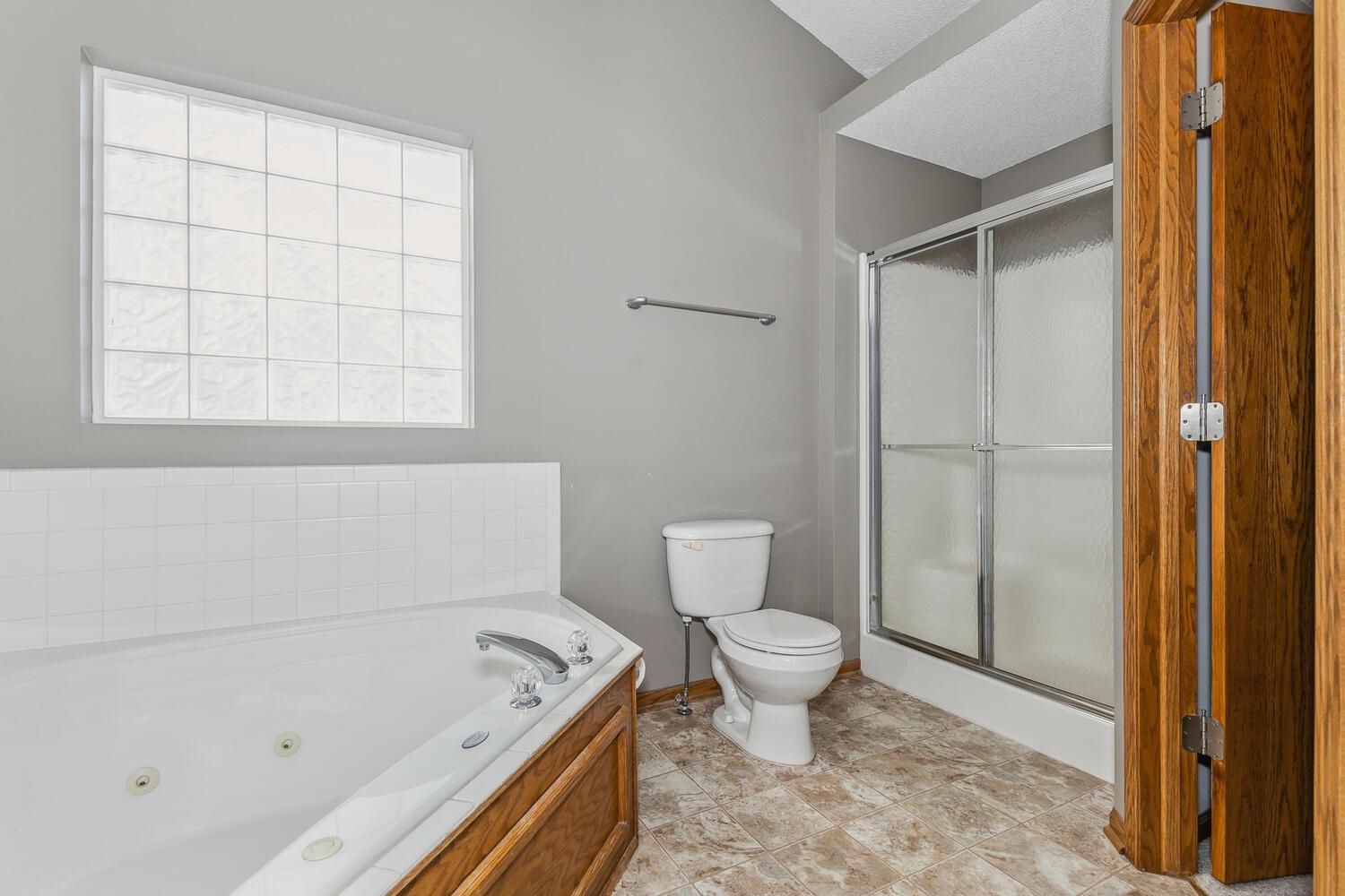 2418 N Shefford Ct Property Photo 15