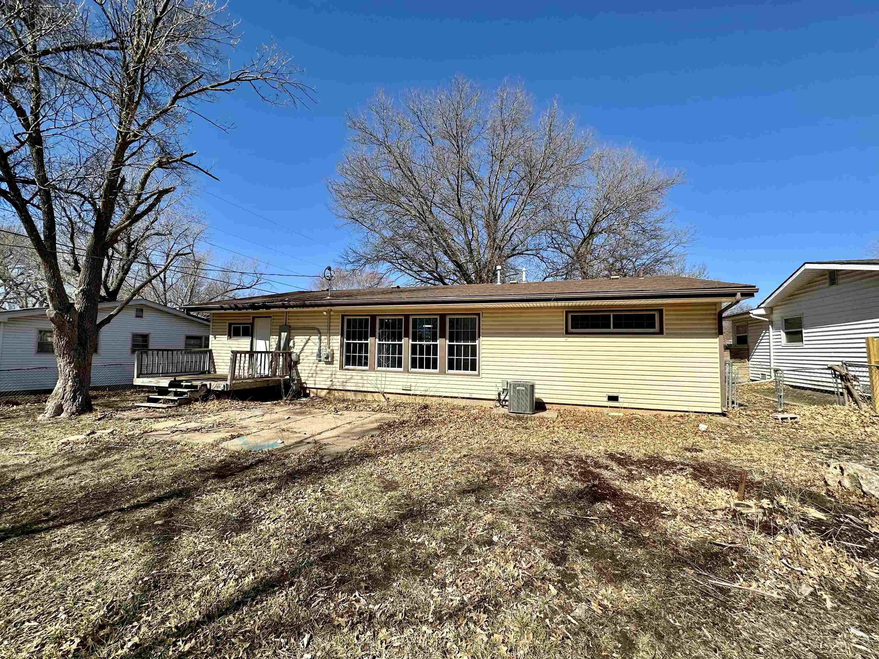 419 Random Rd Property Photo 19