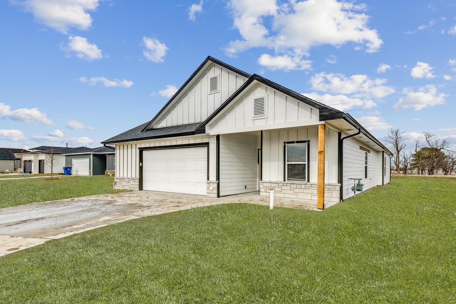 1609 Casey Property Photo