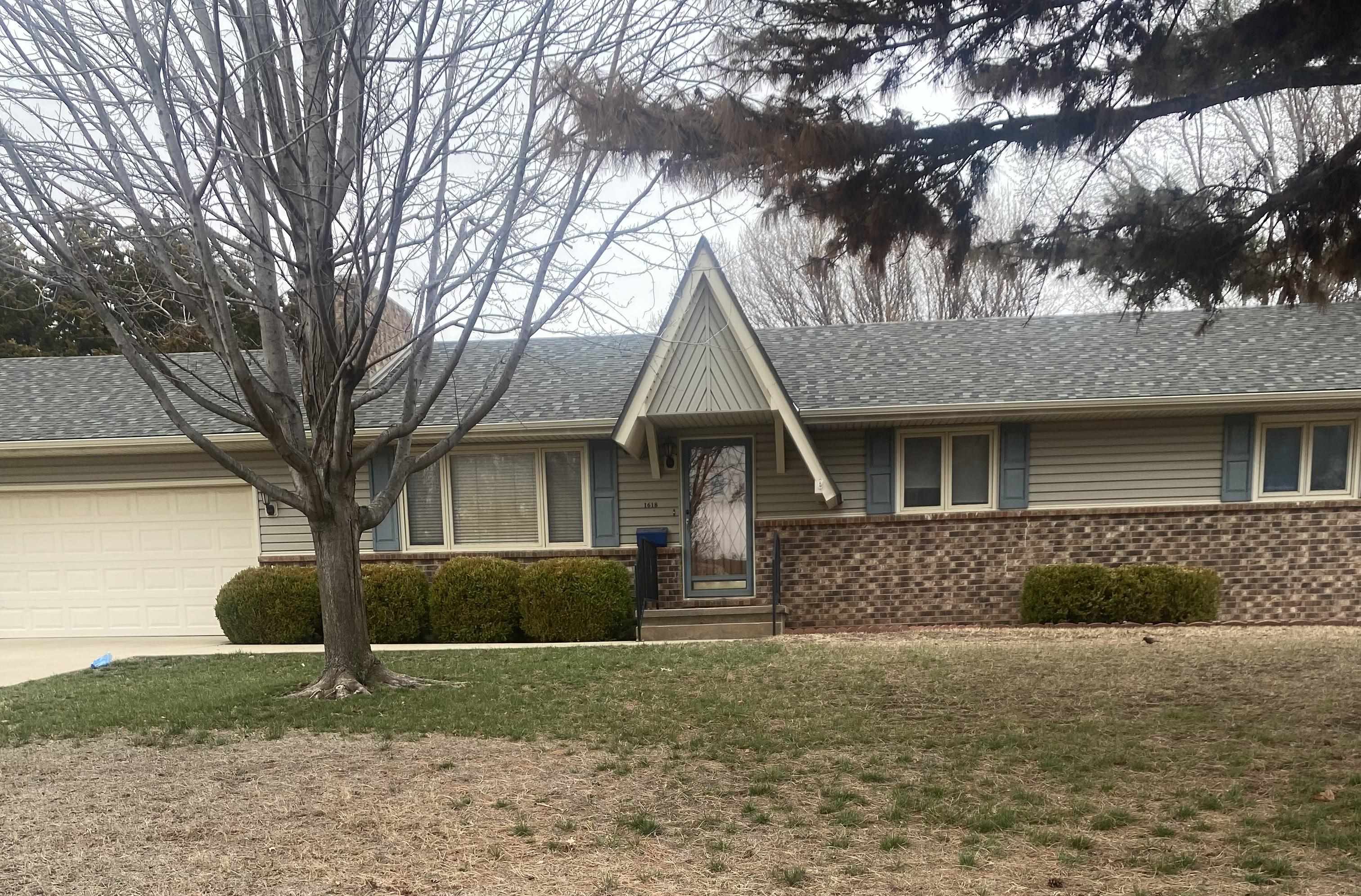 1618 W 5th Property Photo