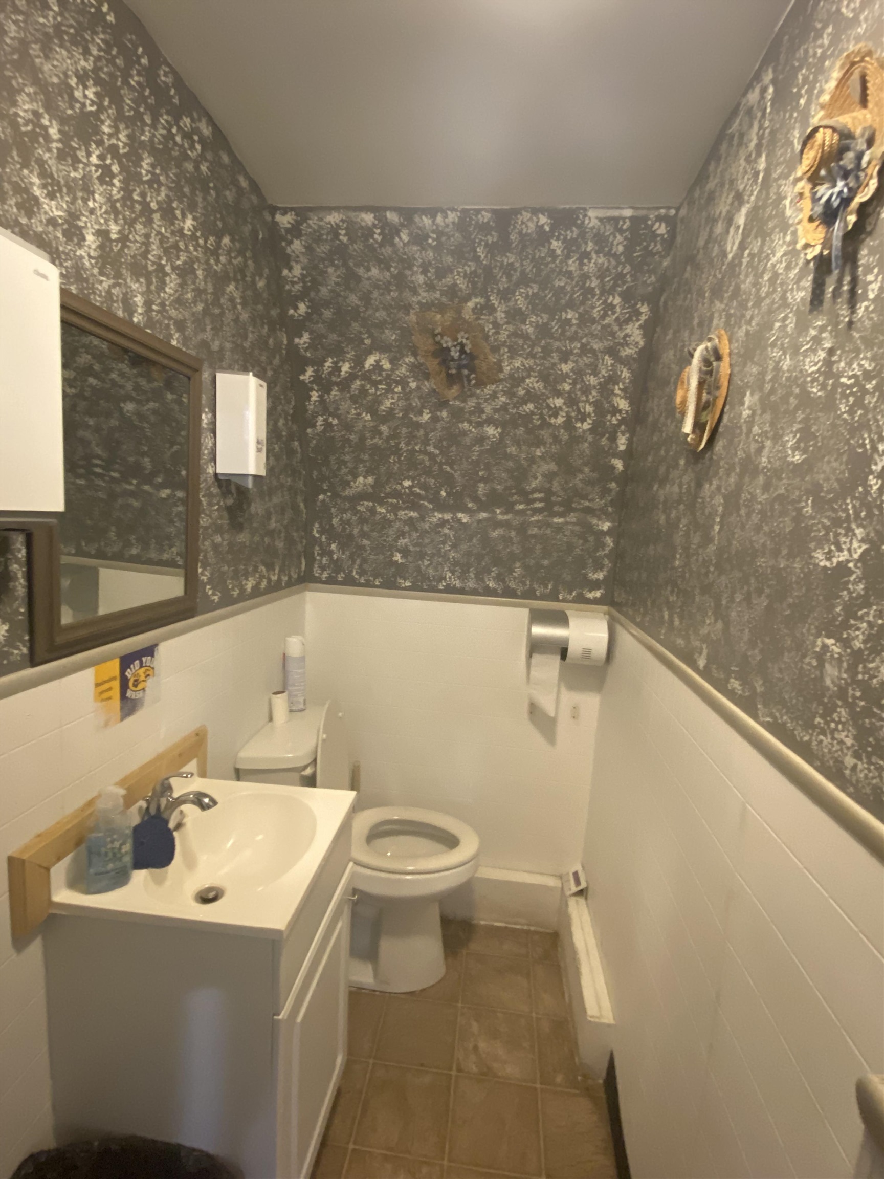 418 N Maple St Property Photo 7