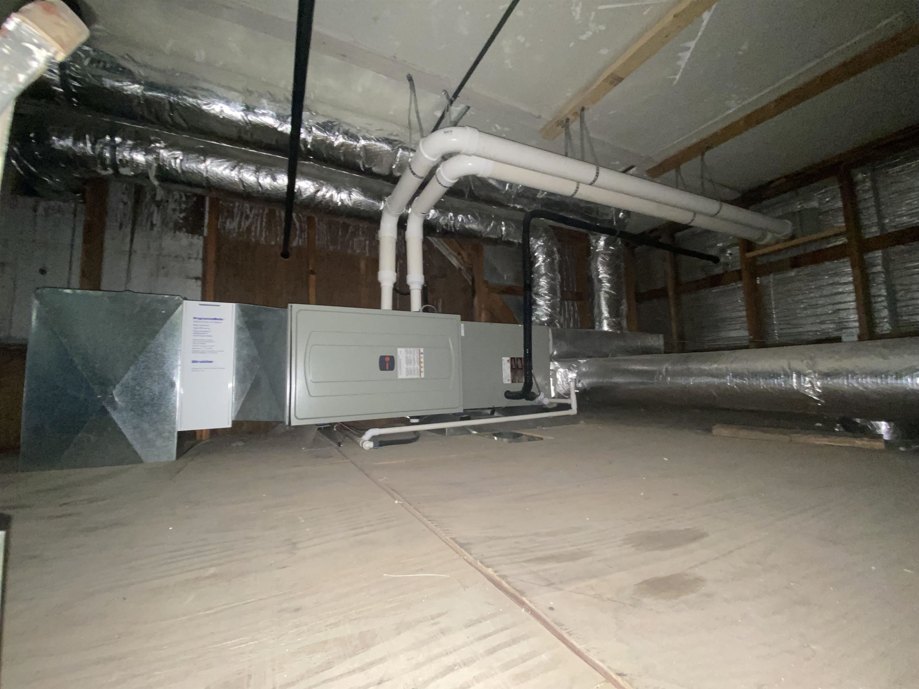 418 N Maple St Property Photo 12