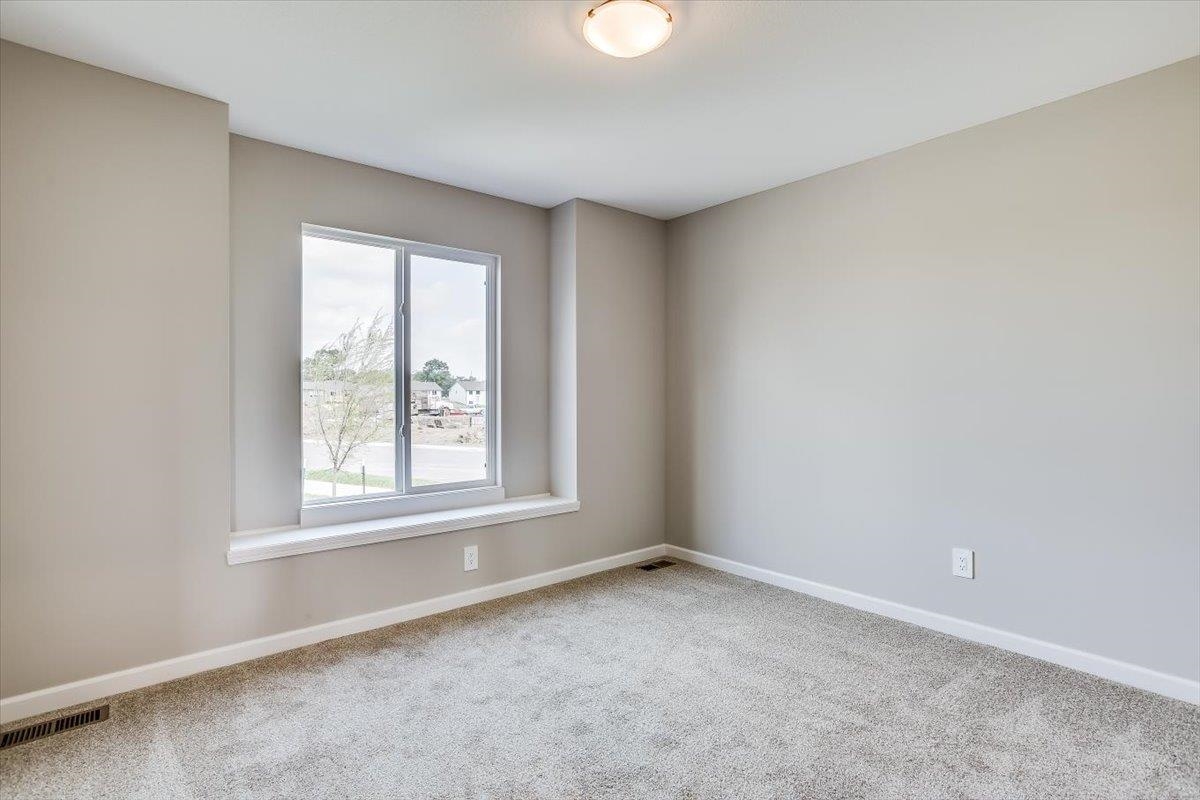1548 N Quince Ct Property Photo 23