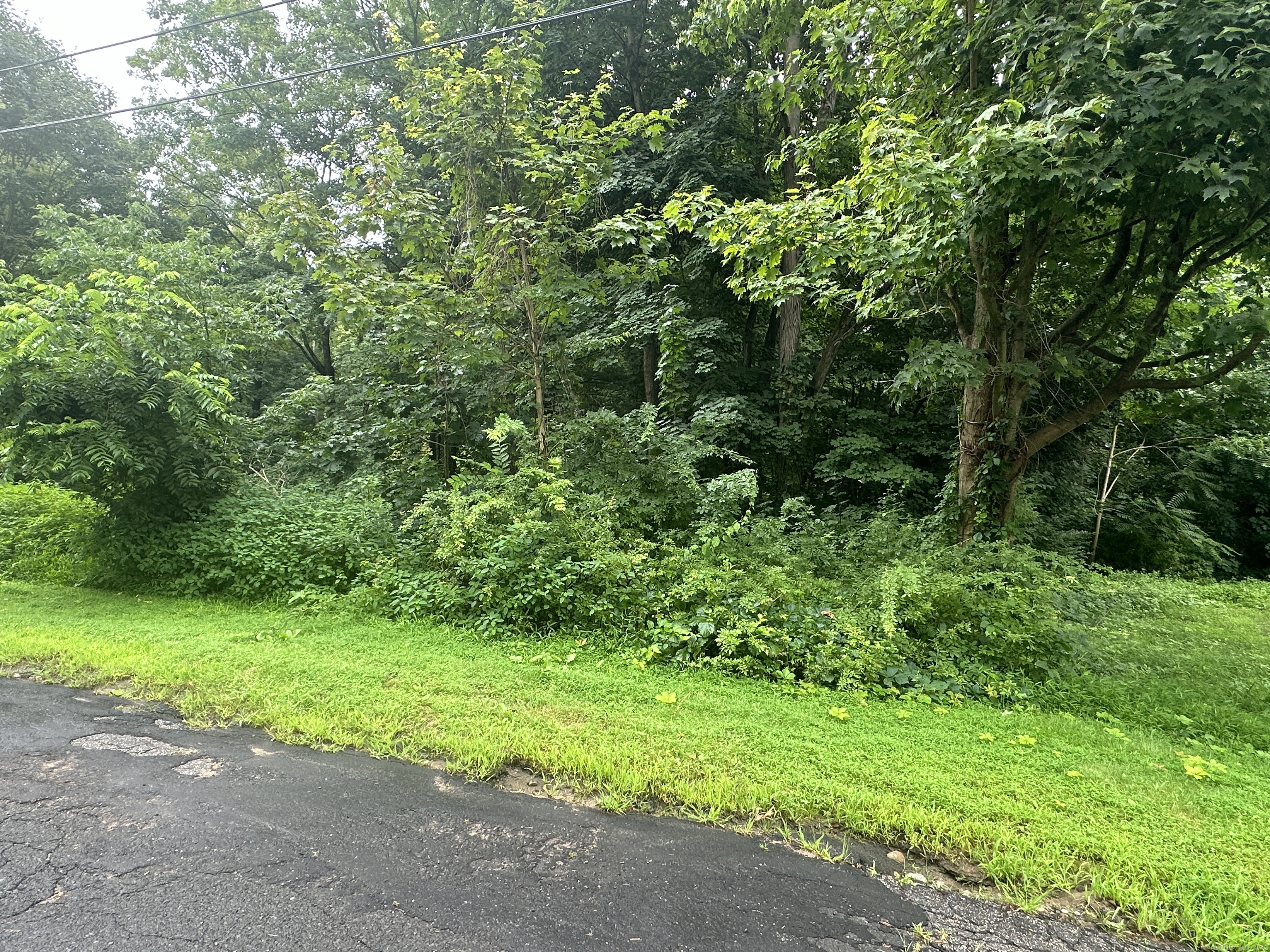 10 Railroad Avenue Property Photo 7