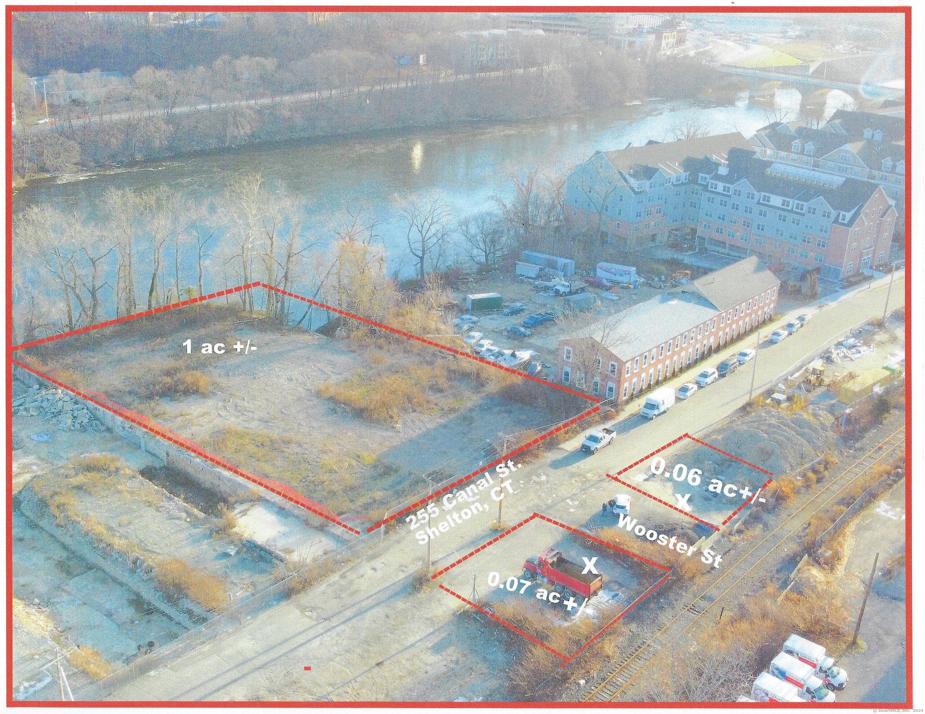 255 Canal Street Property Photo 2