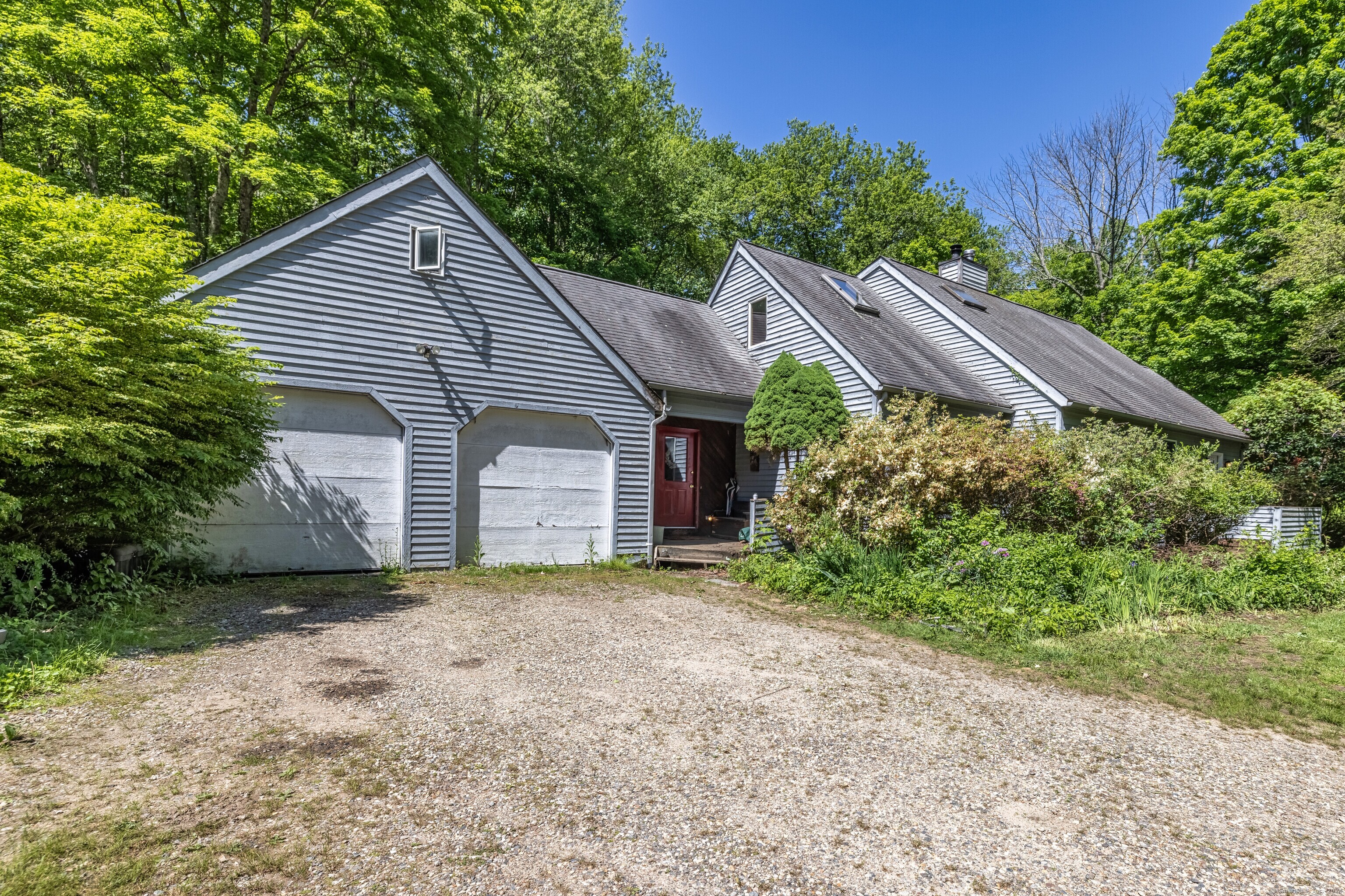 340 Hanks Hill Road Property Photo 4