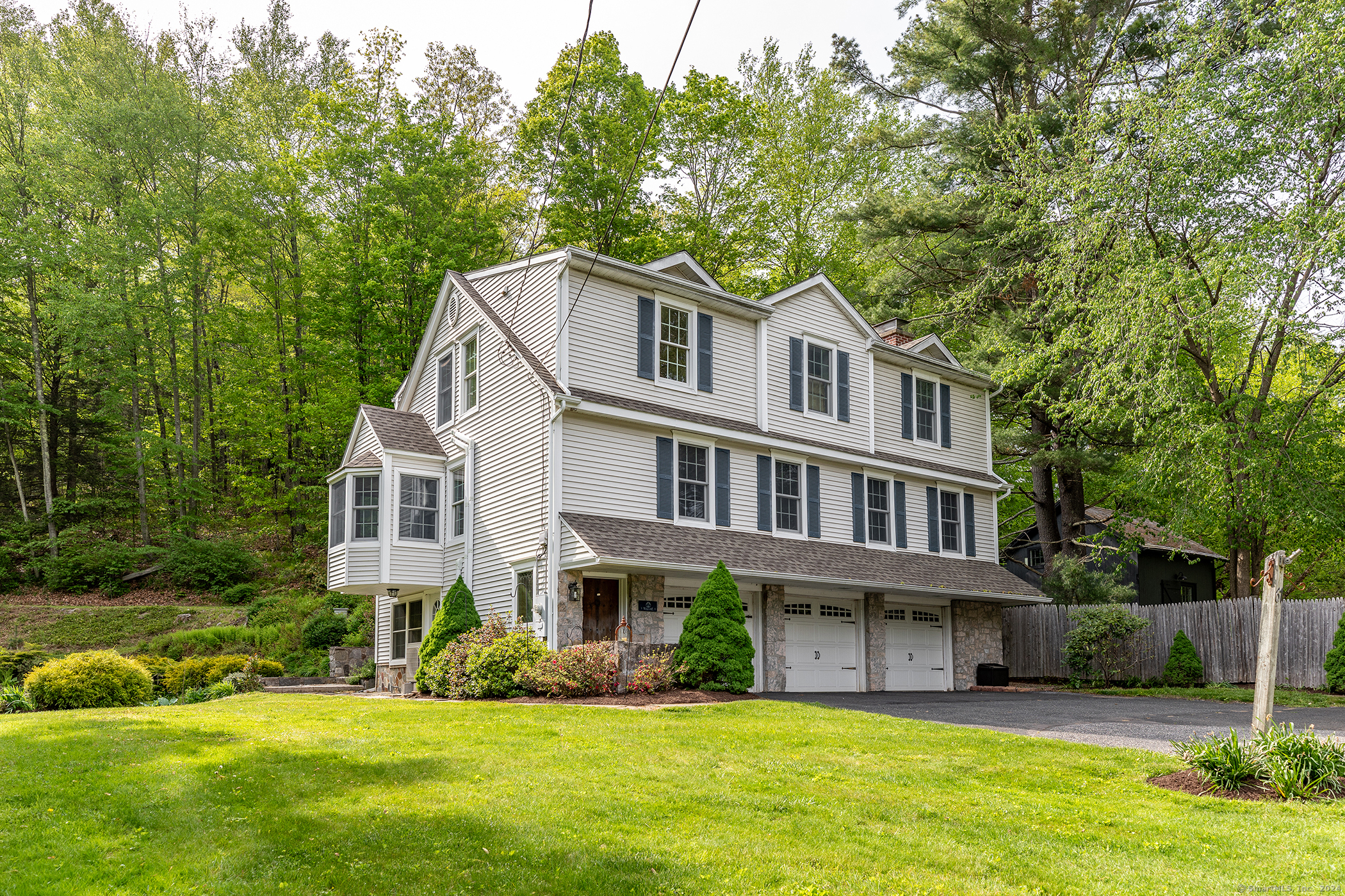 67 River Road Property Photo 4