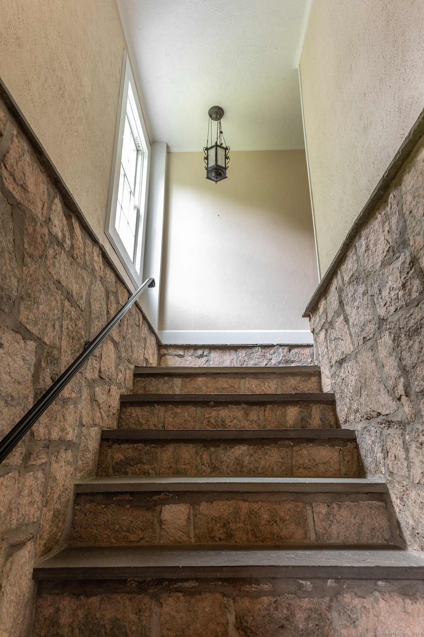 67 River Road Property Photo 6