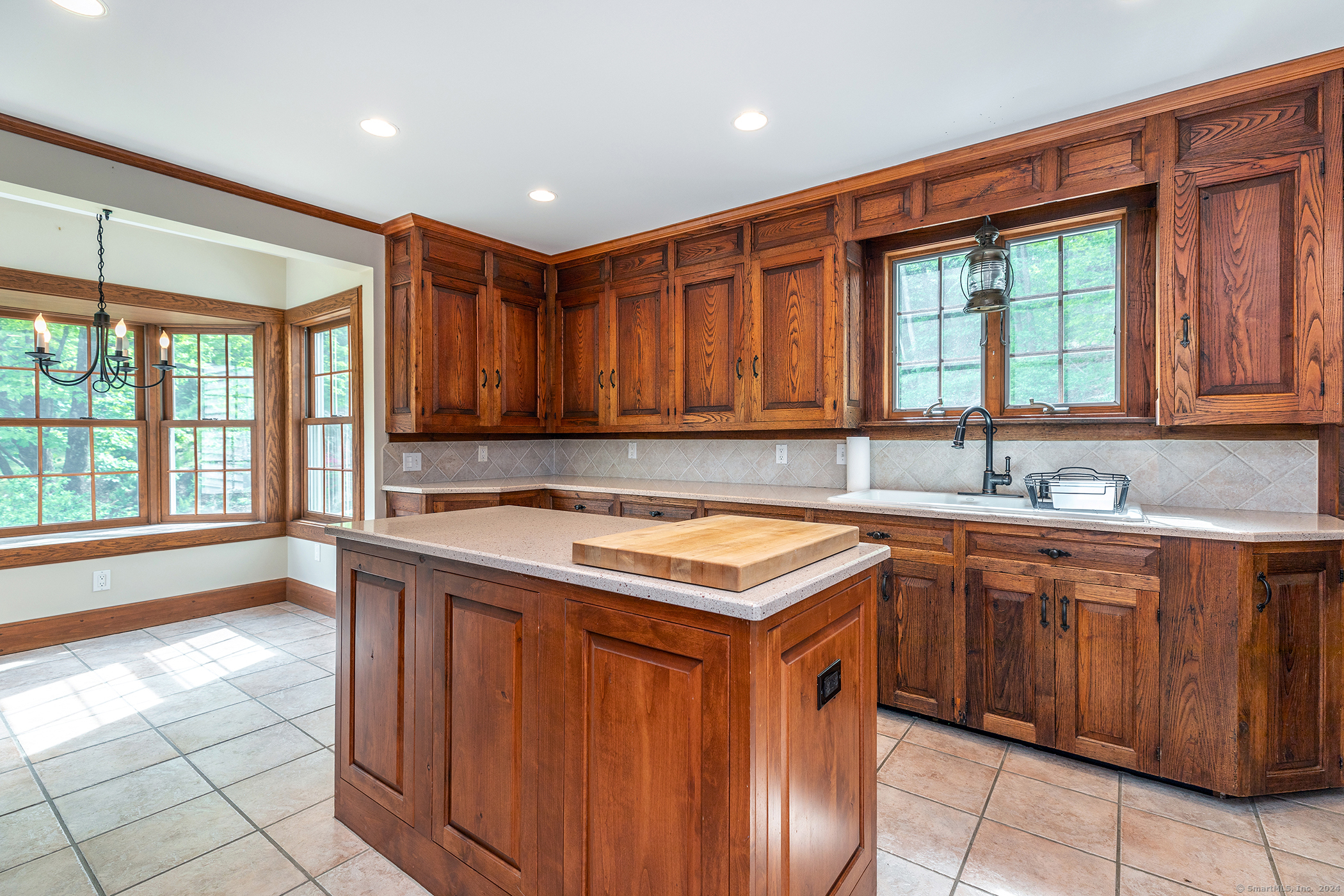 67 River Road Property Photo 10