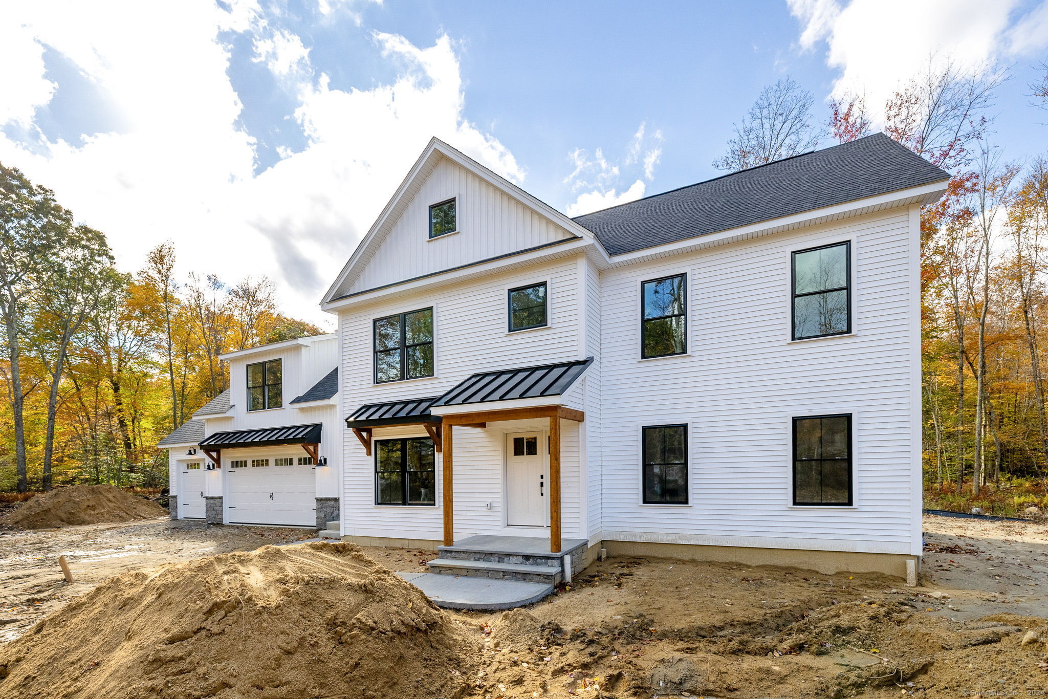 208 Chestnut Hill Road Property Photo 2