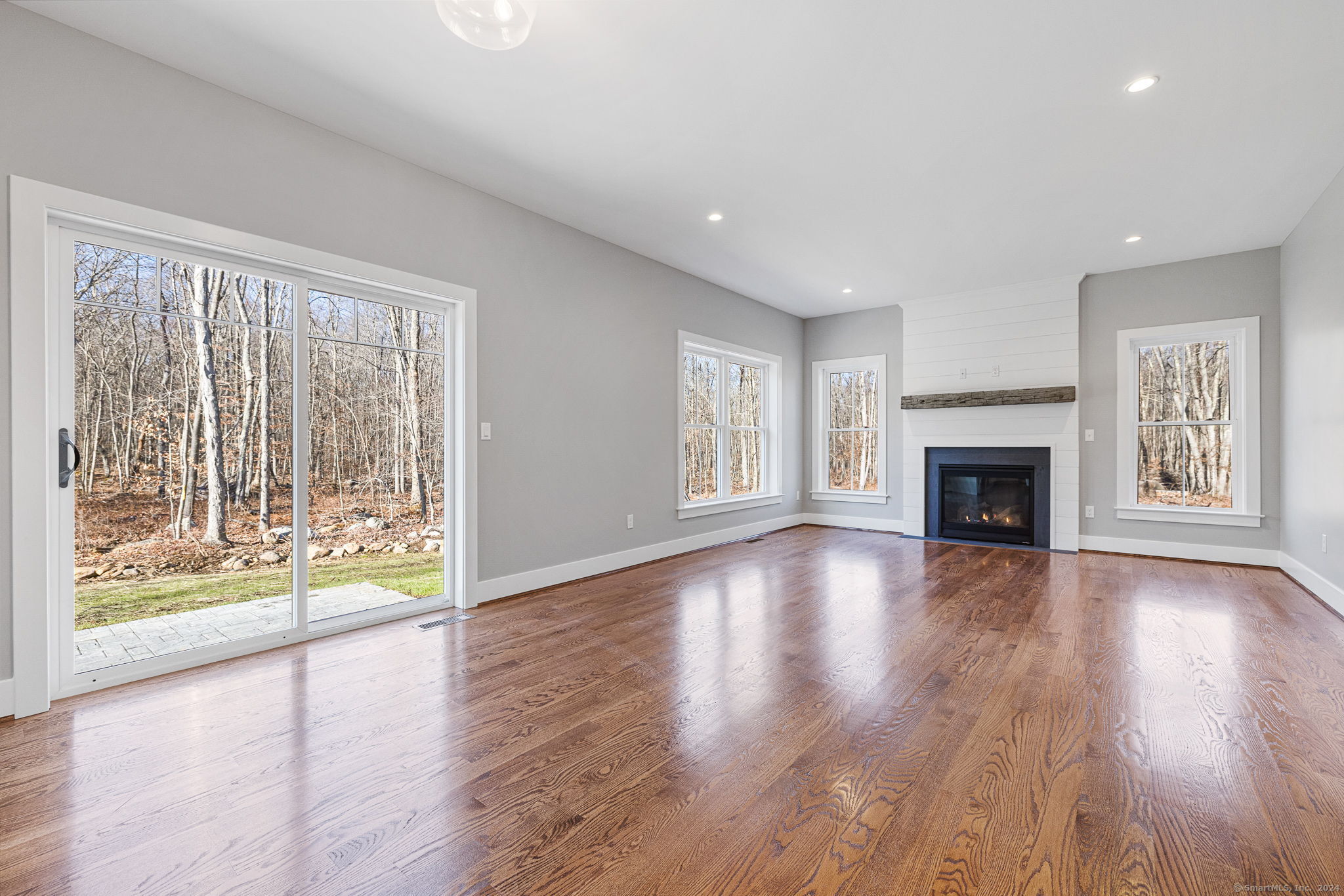 208 Chestnut Hill Road Property Photo 8