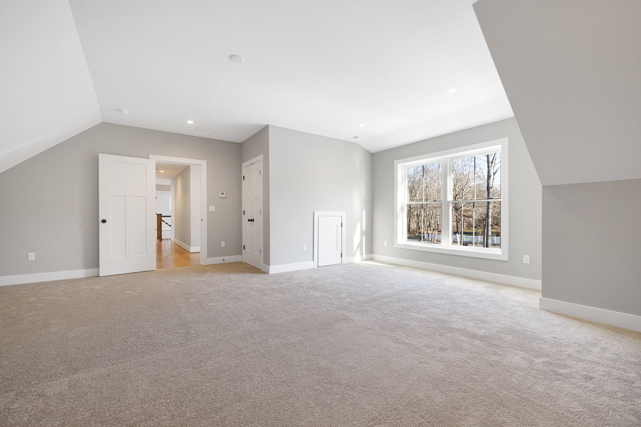 208 Chestnut Hill Road Property Photo 25