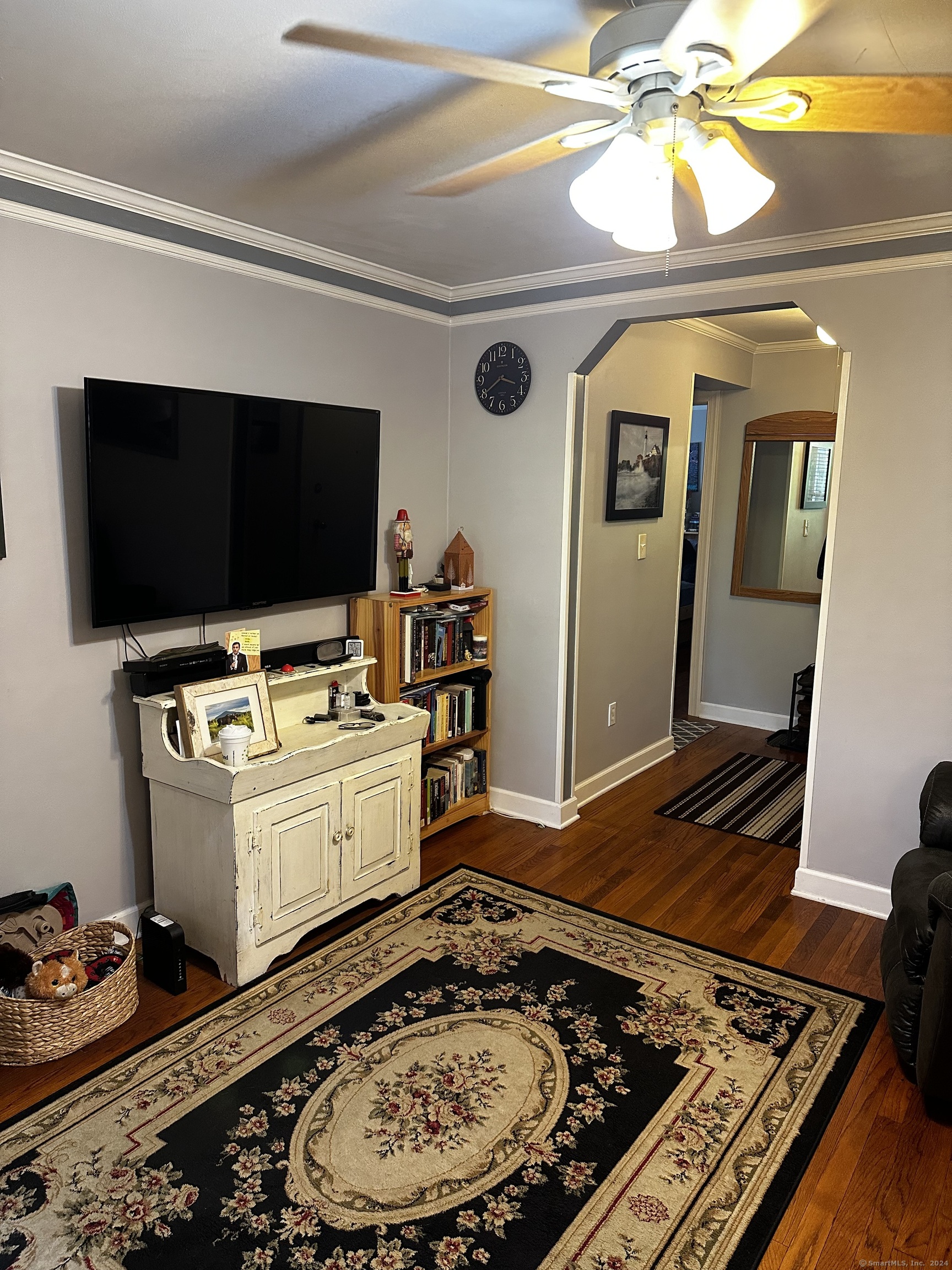 116 Canaan Bldg 83-13 Court Property Photo 5