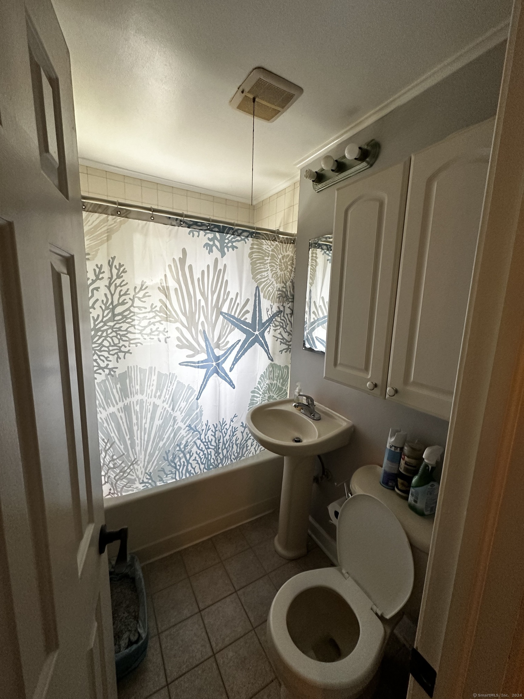 116 Canaan Bldg 83-13 Court Property Photo 11