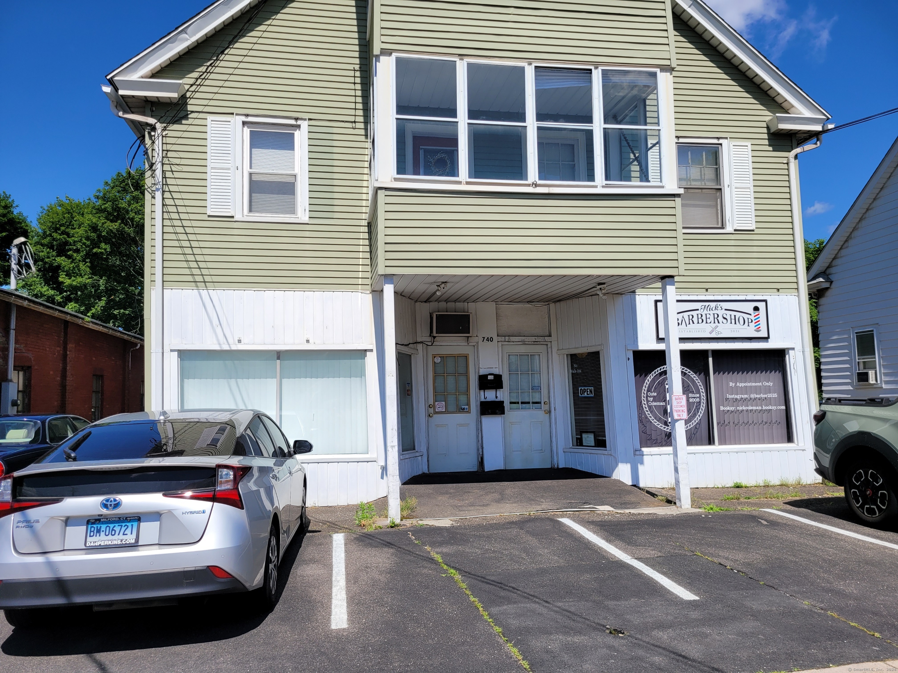 740 Enfield Street Property Photo 2