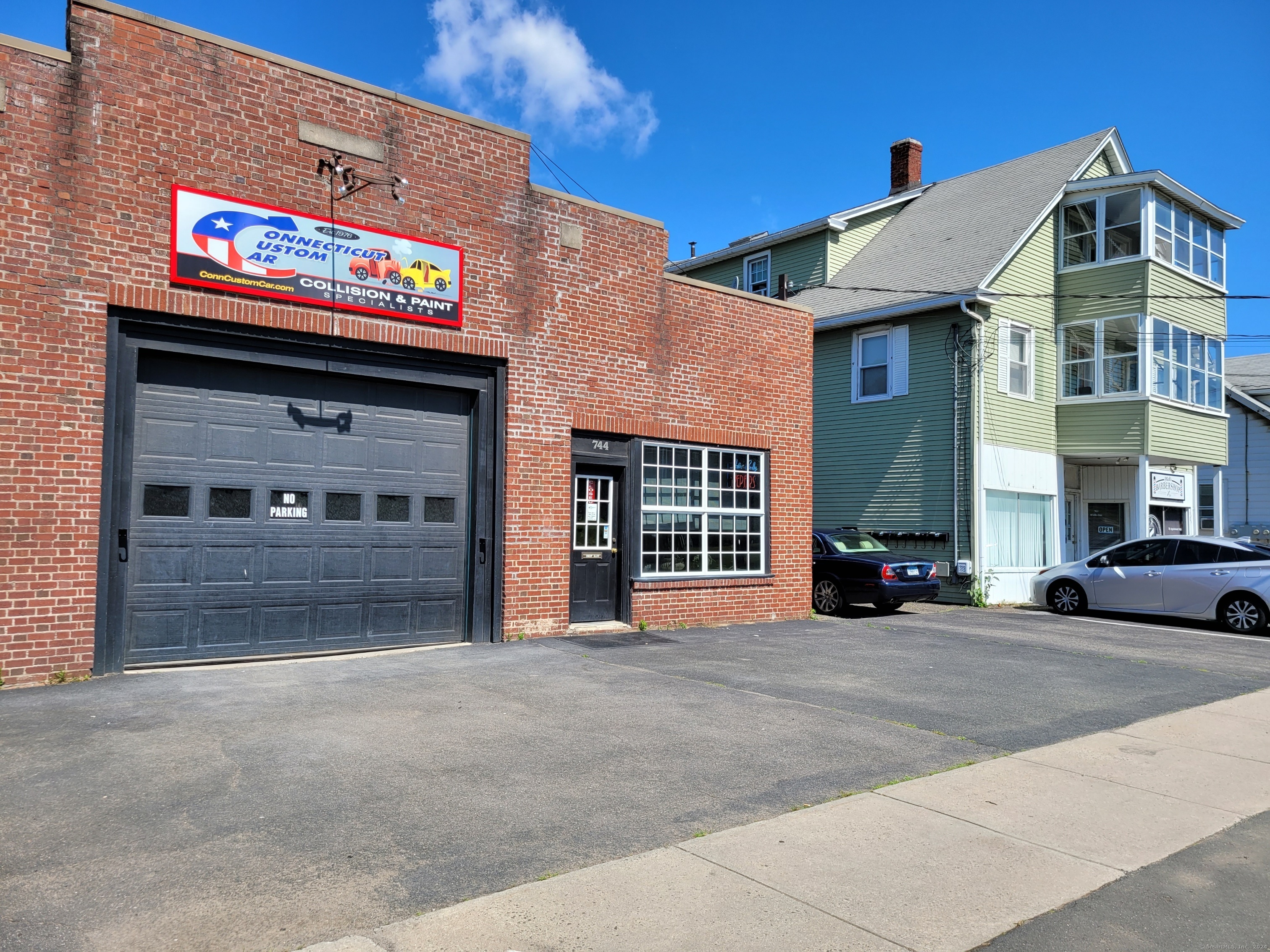 740 Enfield Street Property Photo 3