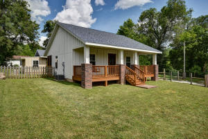 1128 South Overhill Avenue Property Photo 1