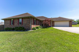 306 Kadee Drive Property Photo 1
