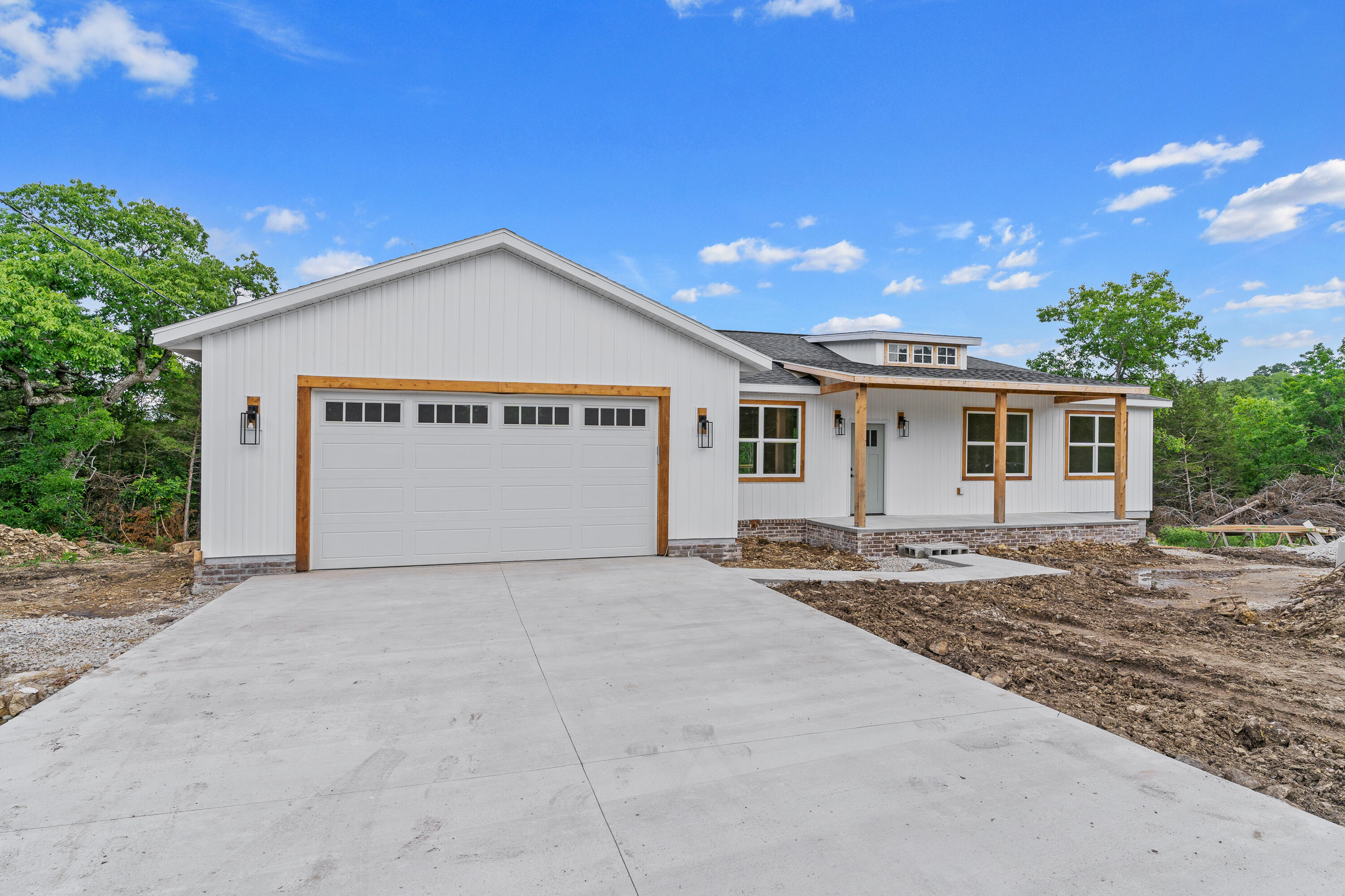 1600 Savage Road Property Photo 1