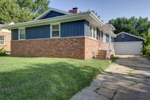 1335 East University Street Property Photo