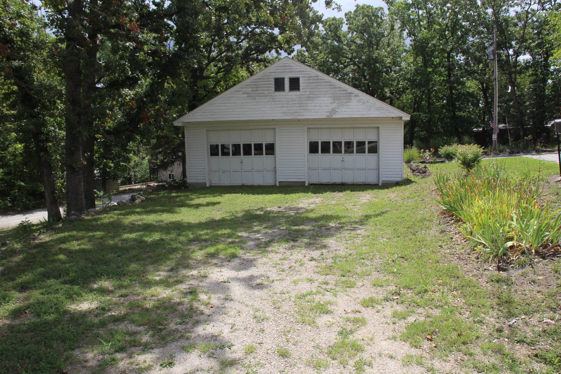 24245 Scenic Circle Property Photo