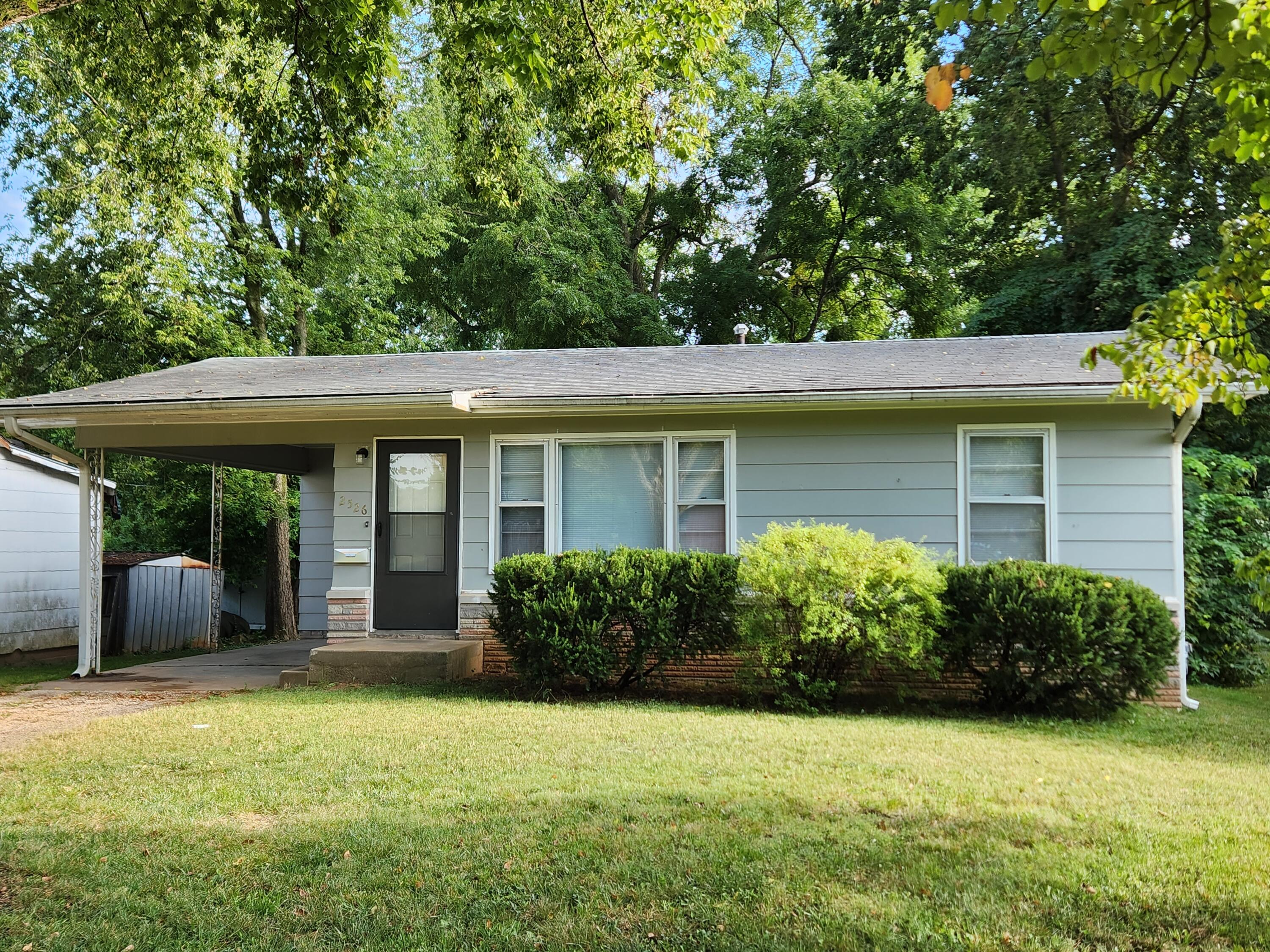 2526 West Monroe Street Property Photo 1