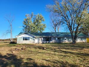 5034 County Line Road Property Photo