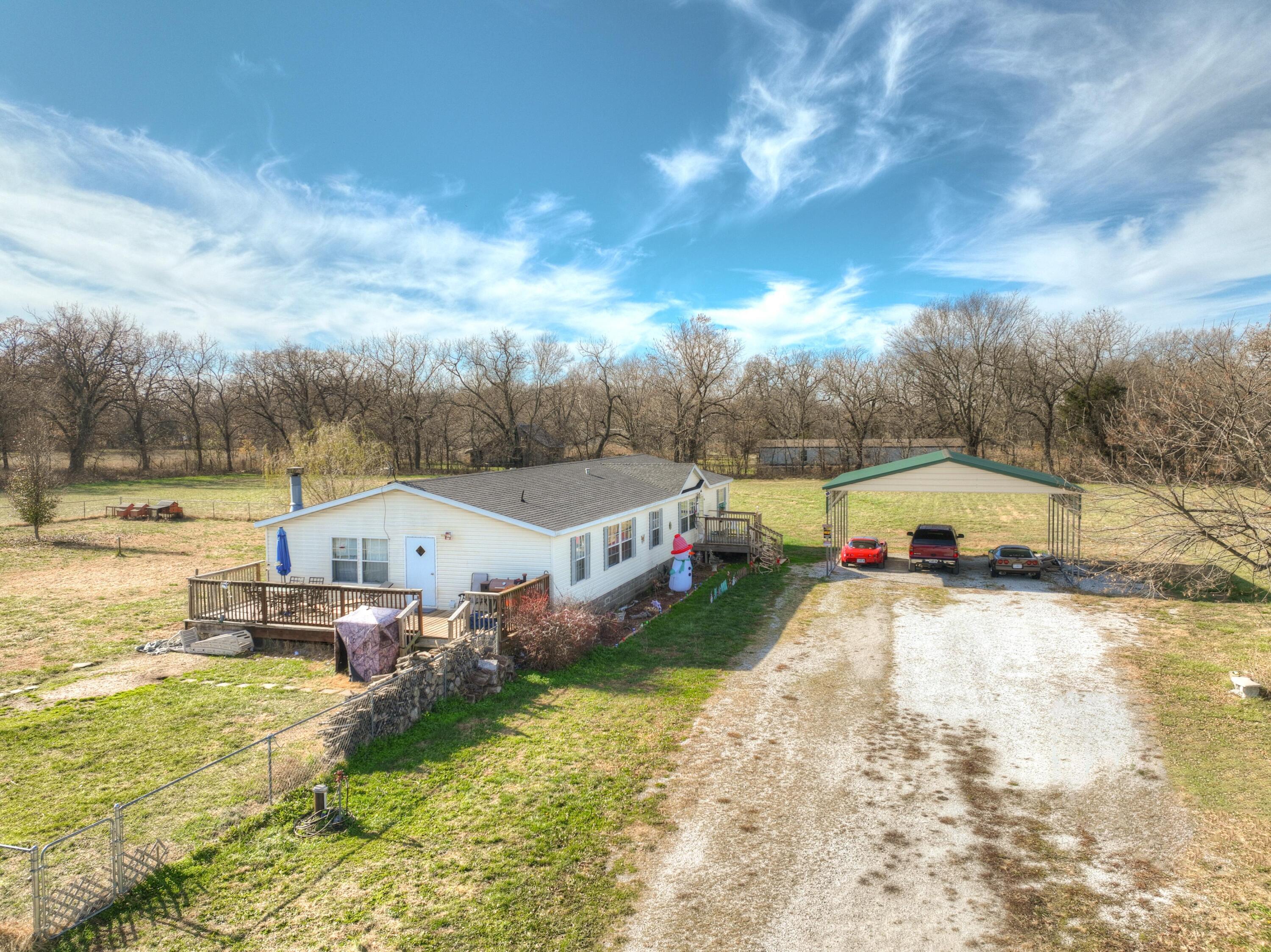 21785 Amos Lane Property Photo