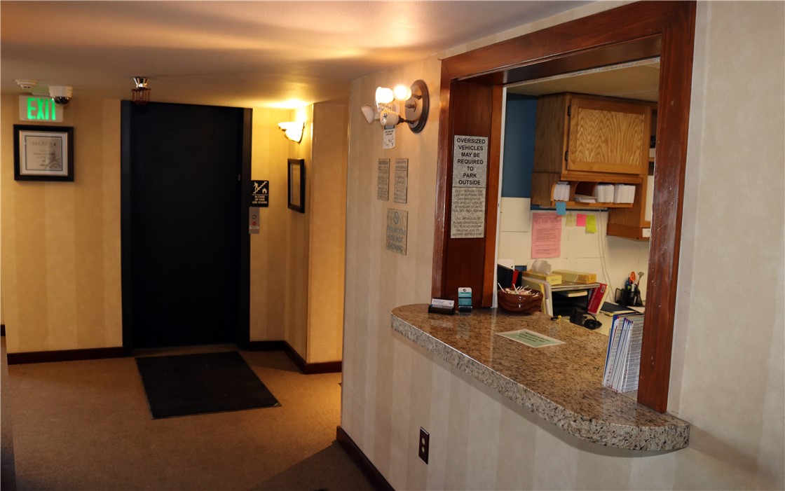 317 W 317 Labonte Street 303 Property Photo 2